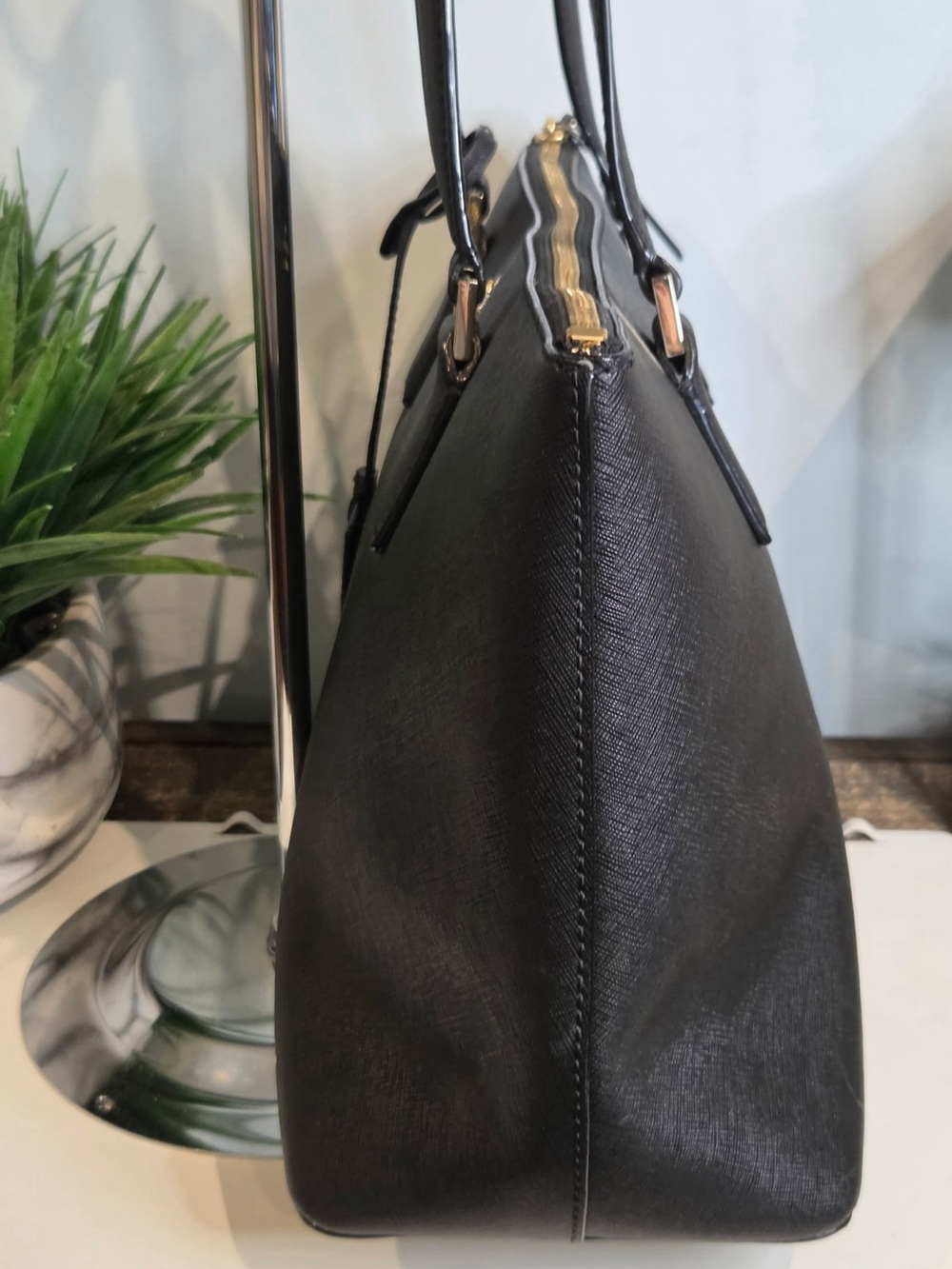 kate spade Black Saffiano Tote with Matching Zip Wallet - Picture 3 of 15